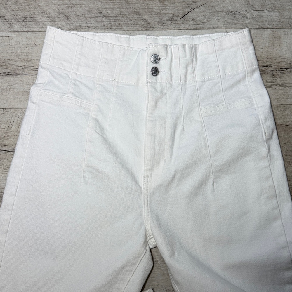 We The Free Snowy White Flare Jeans Size 31 - Picture 3 of 12
